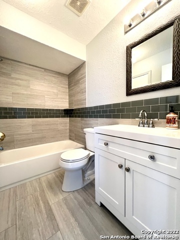 13119 Forum Rd Property Photo 12