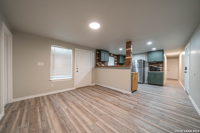 8579 Whartons Dock Property Photo 6
