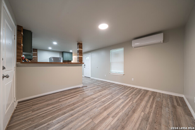 8579 Whartons Dock Property Photo 7