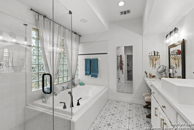 22050 Hanging Oak Property Photo 27