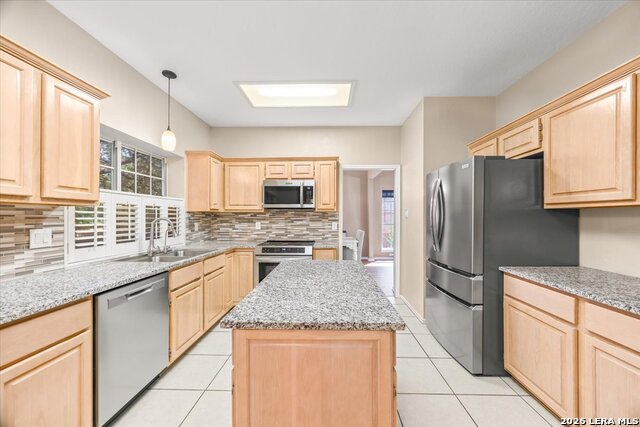 11830 Queenston Dr Property Photo 24