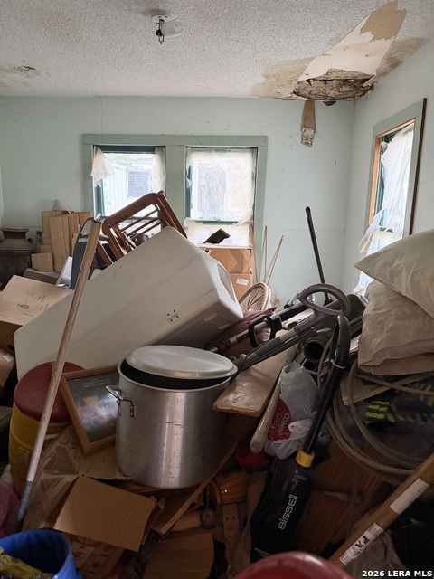 514 E Spring Street Property Photo 10