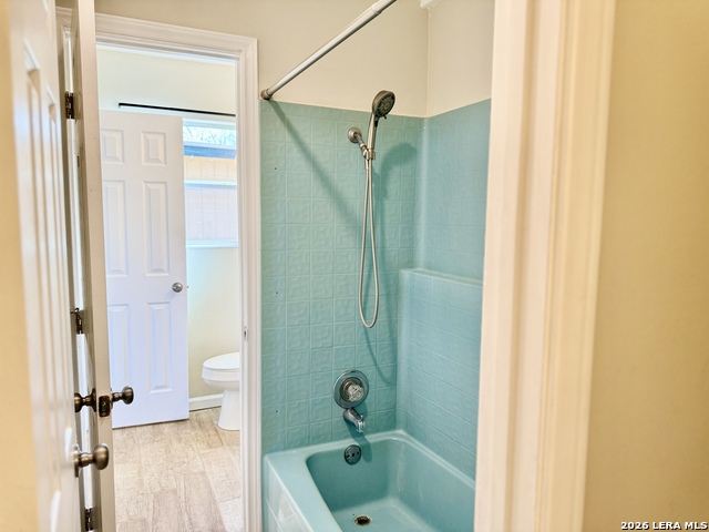 7050 Coral Tree Ln Property Photo 7