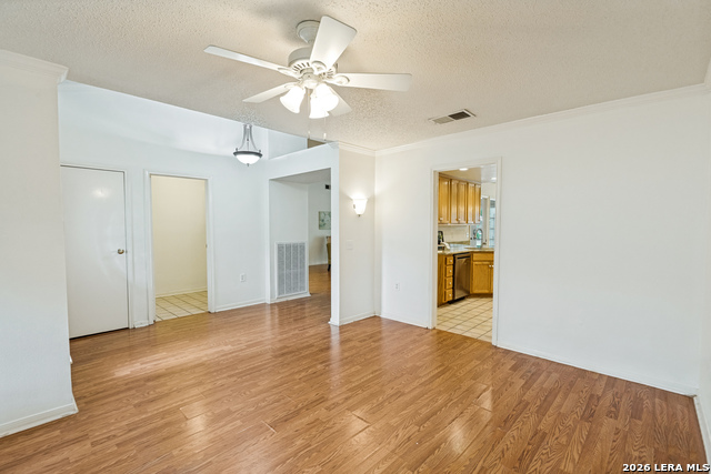 8519 Athenian Property Photo 12