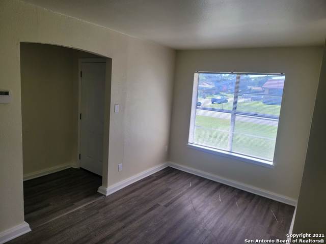 4731 Belinda Lee St Property Photo 7