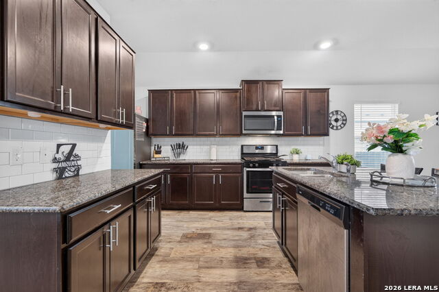 6535 Encore Oaks Property Photo 4