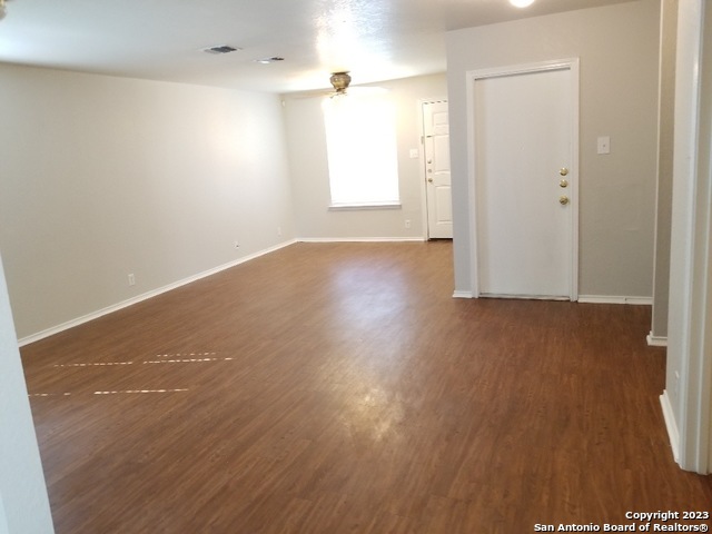 10627 Shaenpath Property Photo 15