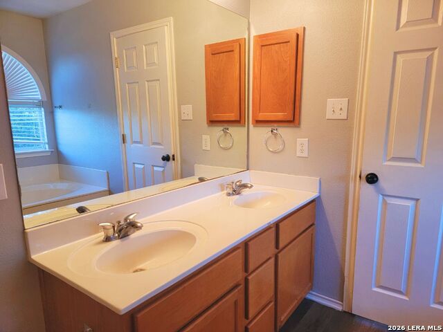 2438 Encino Cedros Property Photo 13
