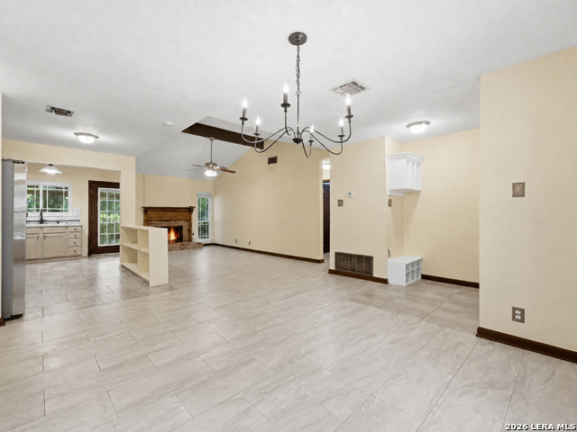 1114 Churing Property Photo 5