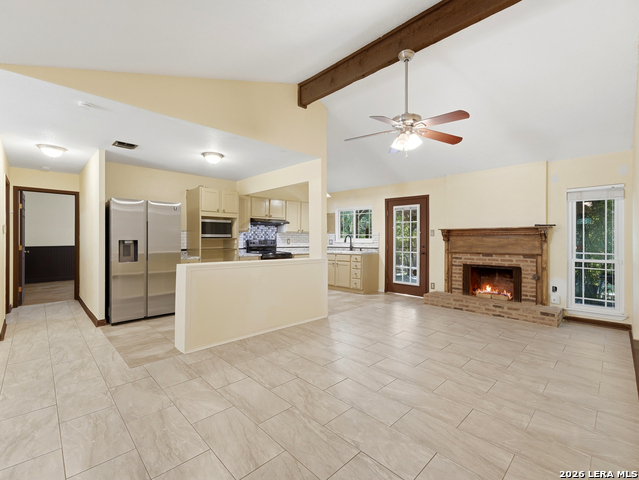 1114 Churing Property Photo 12