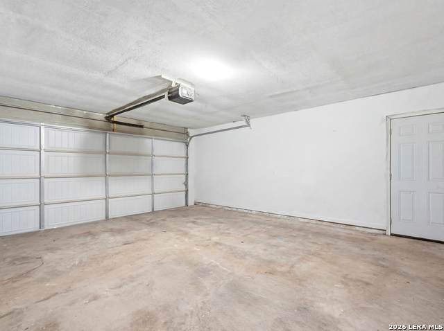 1114 Churing Property Photo 28