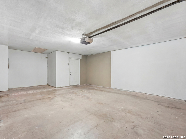 1114 Churing Property Photo 29
