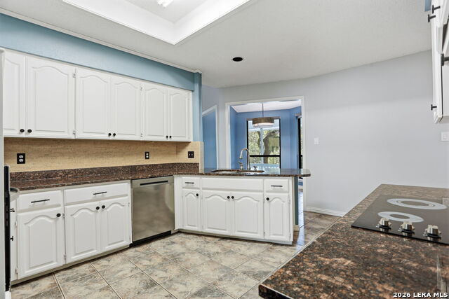 14810 Canonero St Property Photo 21