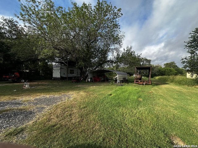 208 S Dickson Property Photo 2