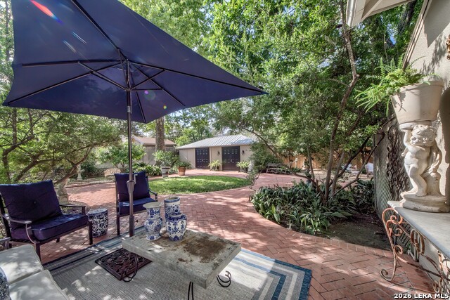 318 W Huisache Ave Property Photo 42