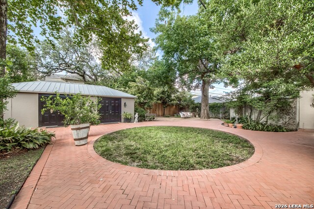 318 W Huisache Ave Property Photo 47