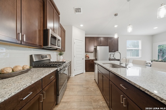 22119 Approach Property Photo 9