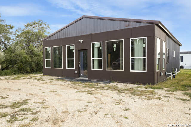 10075 E Loop 1604 S Property Photo 1