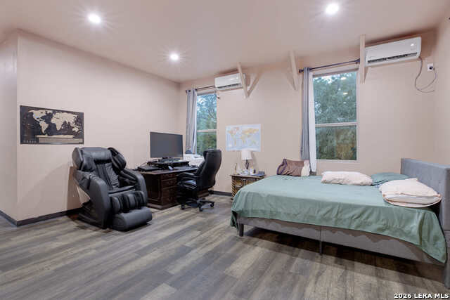 10075 E Loop 1604 S Property Photo 6