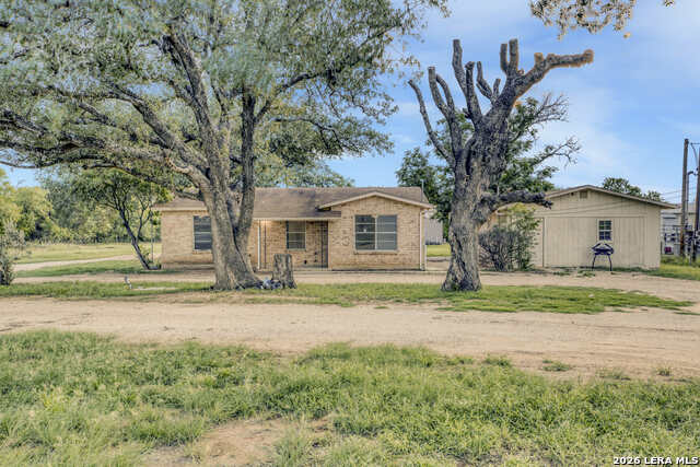 10075 E Loop 1604 S Property Photo 10