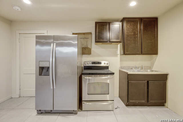 10075 E Loop 1604 S Property Photo 15