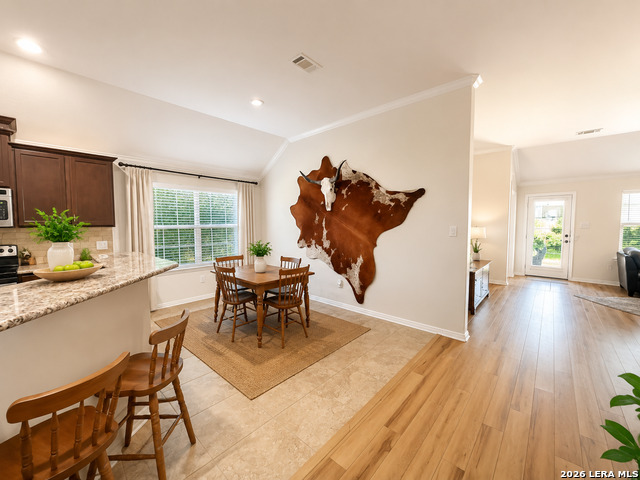 121 Rawhide Way Property Photo 4
