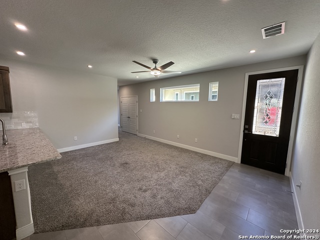 128 Magnolia Cir Property Photo 3