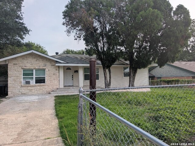 111 Morningview Dr Property Photo 1