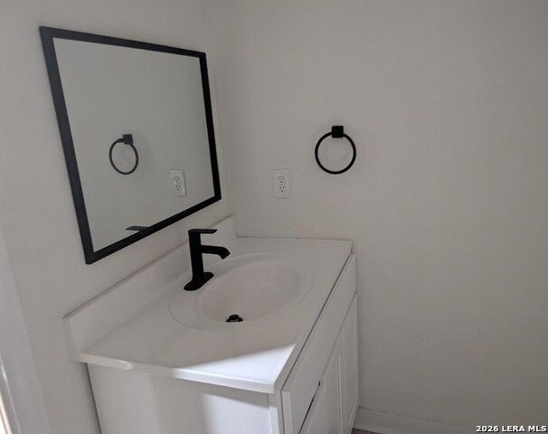 111 Morningview Dr Property Photo 4