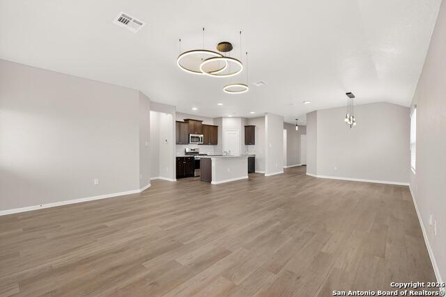 6806 Bale Rdg Property Photo 9