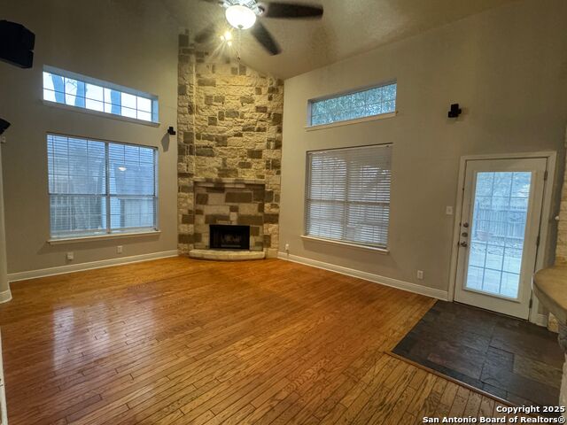 10118 Mission Crk Property Photo 5