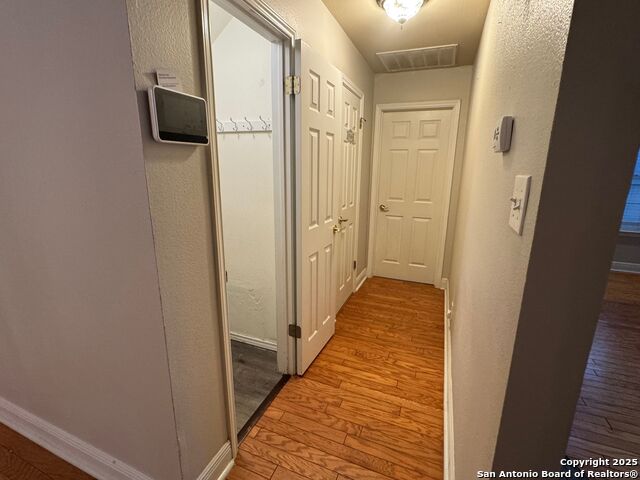 10118 Mission Crk Property Photo 16
