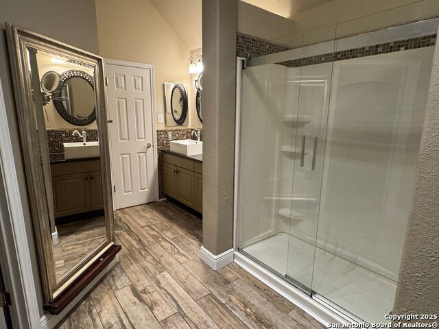 10118 Mission Crk Property Photo 21