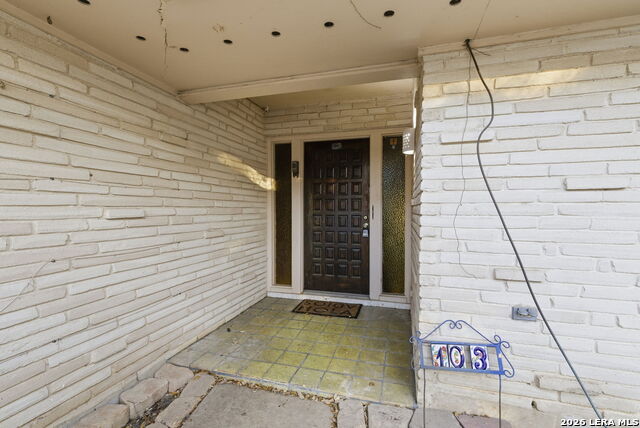 103 Castleoaks Property Photo 5