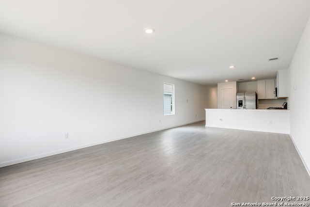 14119 Enfield Fls Property Photo 5