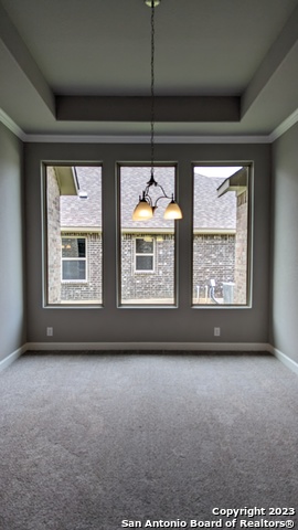 530 Singing Crk Property Photo 5