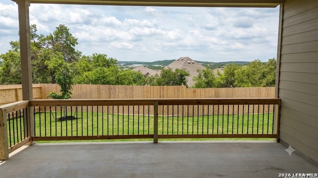 530 Singing Crk Property Photo 11