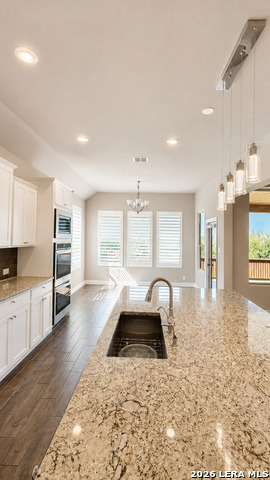 530 Singing Crk Property Photo 18