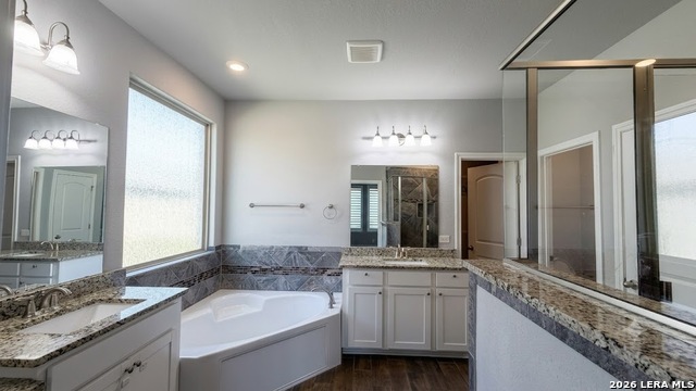 530 Singing Crk Property Photo 19