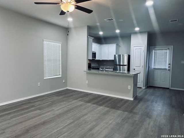 7356 Misty Ridge Dr Property Photo 3