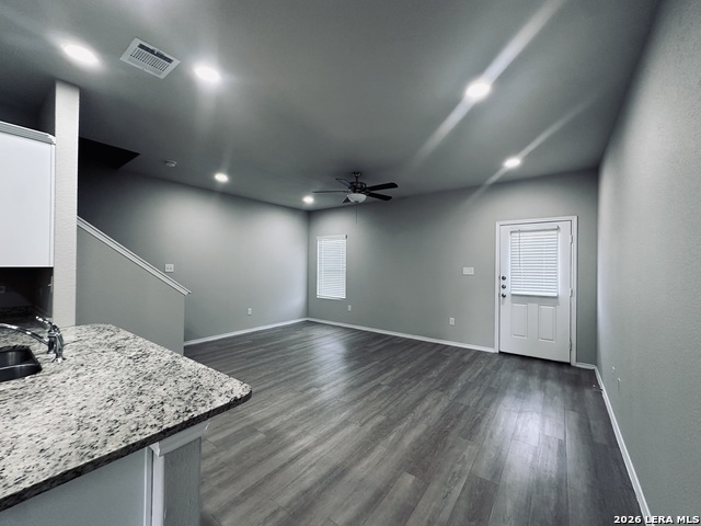 7356 Misty Ridge Dr Property Photo 6