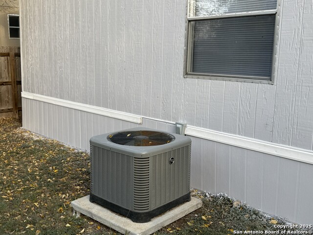13835 Owl Tree St Property Photo 37