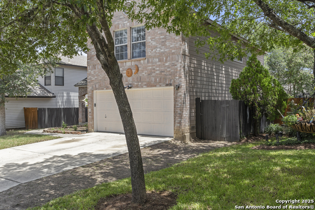10138 Sandbrook Hill Property Photo 2