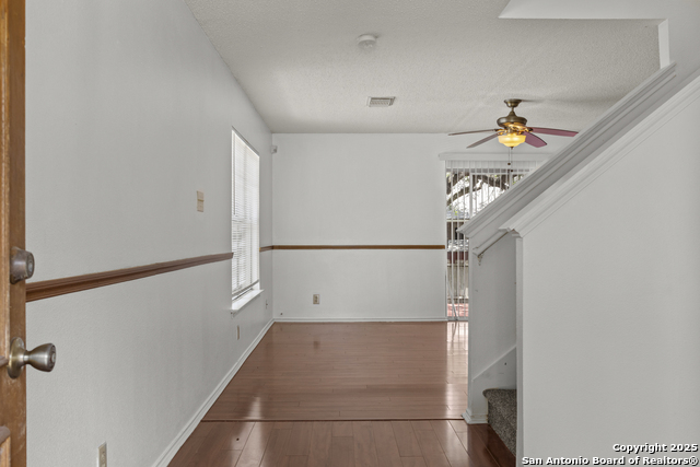 10138 Sandbrook Hill Property Photo 5