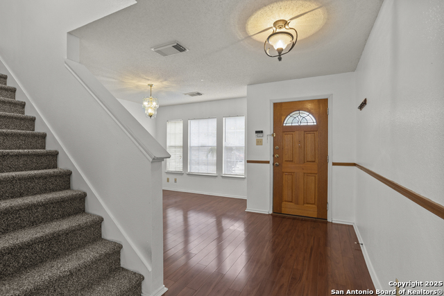 10138 Sandbrook Hill Property Photo 6