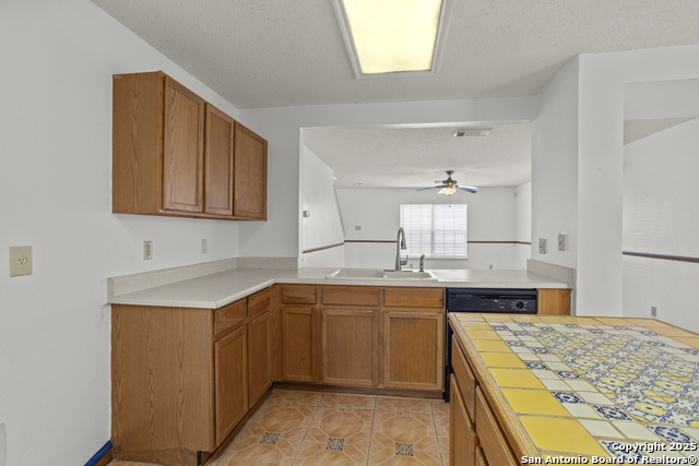 10138 Sandbrook Hill Property Photo 18