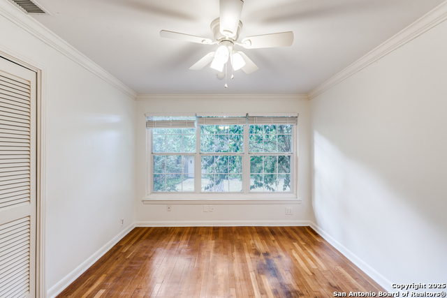 100 Seford Dr Property Photo 16