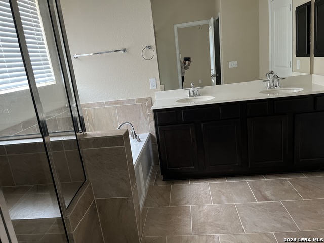 1871 Baron Dr Property Photo 17