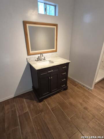 707 W Malone Property Photo 7