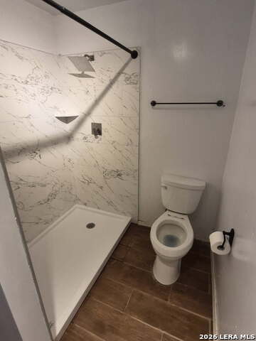707 W Malone Property Photo 8